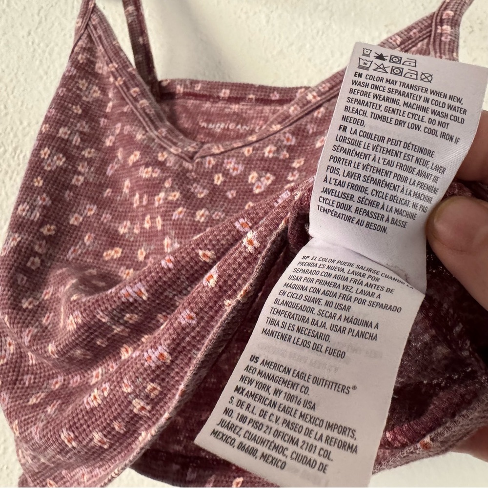 American Eagle Cropped Ditsy Floral Burgundy  Waffle Knit Cami Medium Ethereal - Picture 10 of 15